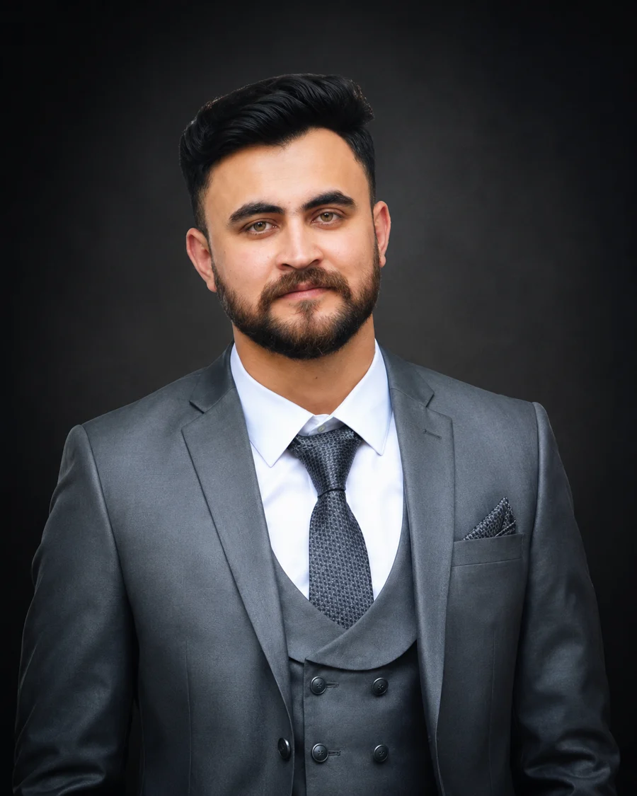 Abdul Mohiz, software architect and AI engineer